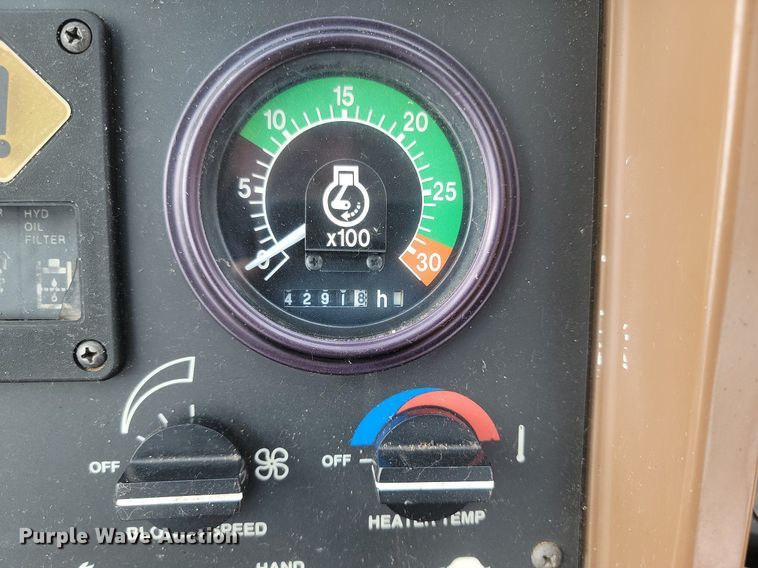 image for item LA9665 1995 John Deere 310D backhoe