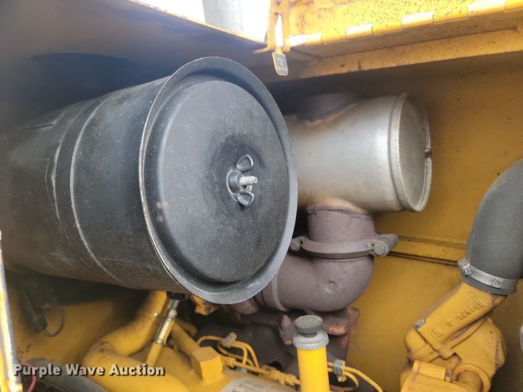 image for item LA9665 1995 John Deere 310D backhoe