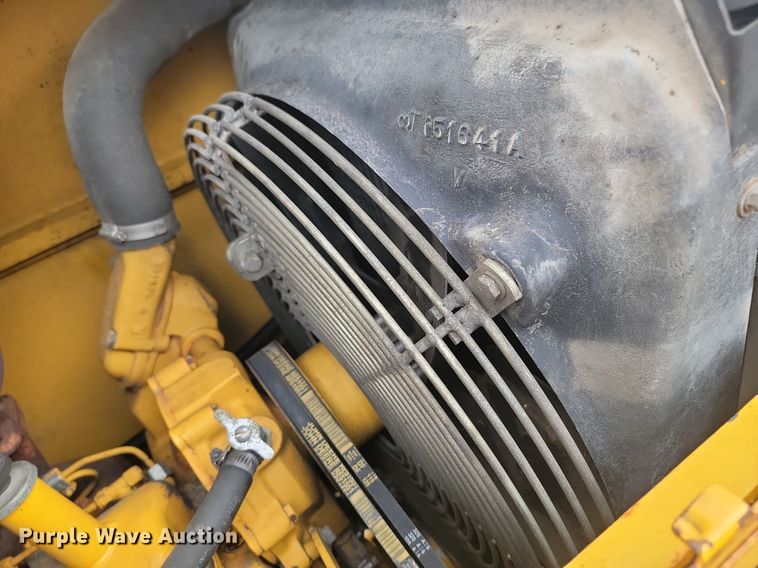 image for item LA9665 1995 John Deere 310D backhoe