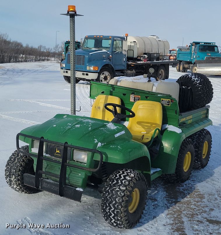 image for item LA9669 2002 John Deere  Gator 6X4 utility vehicle