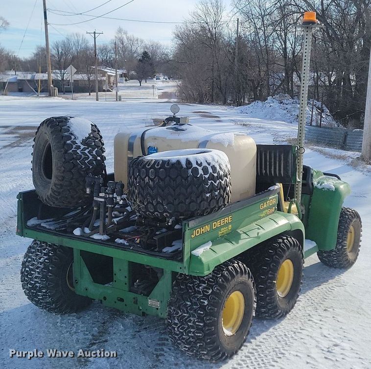 image for item LA9669 2002 John Deere  Gator 6X4 utility vehicle
