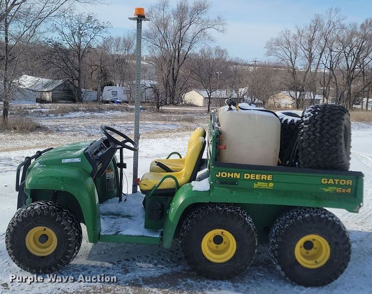 image for item LA9669 2002 John Deere  Gator 6X4 utility vehicle