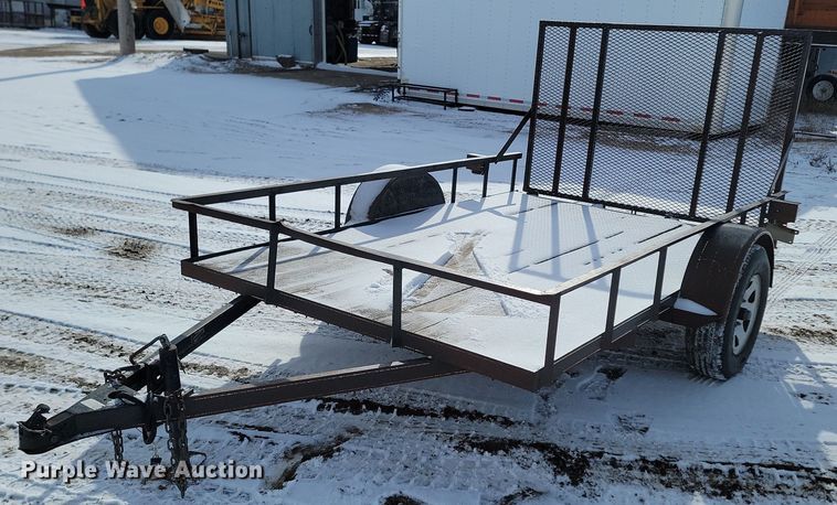 image for item LA9671 2001 H&W utility trailer