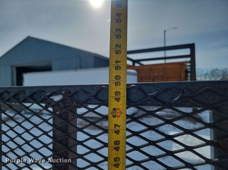 image for item LA9671 2001 H&W utility trailer