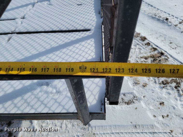 image for item LA9671 2001 H&W utility trailer