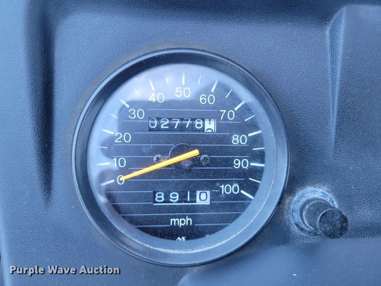 image for item LA9719 1991 Yamaha  snowmobile