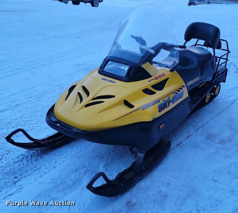 image for item LA9720 2003 Ski-doo Rotax 600 snowmobile