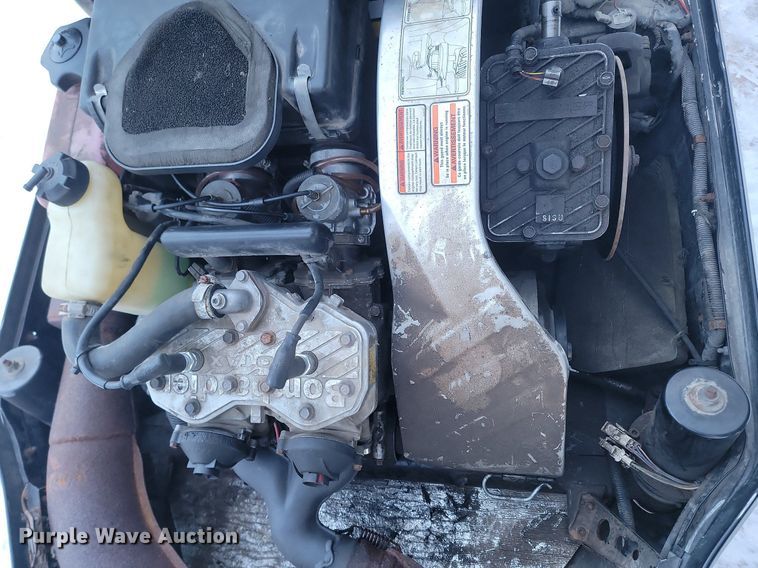 image for item LA9720 2003 Ski-doo Rotax 600 snowmobile