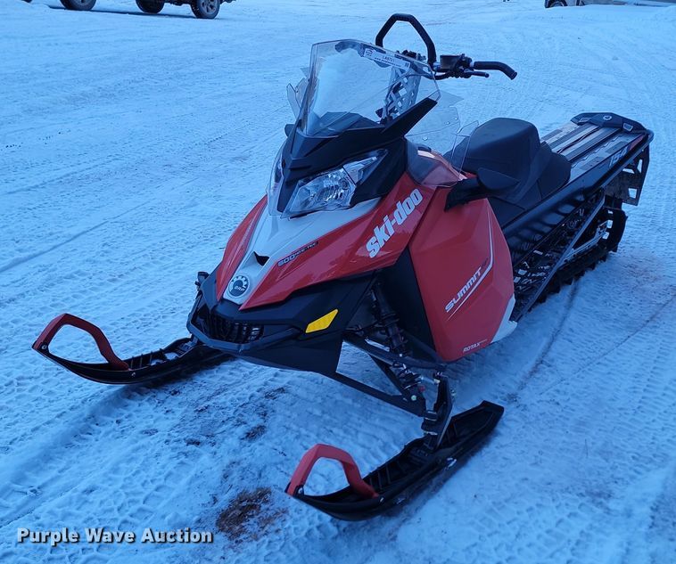 image for item LA9721 2015 Ski-Doo Summit SP 600 HDE-TECH snowmobile