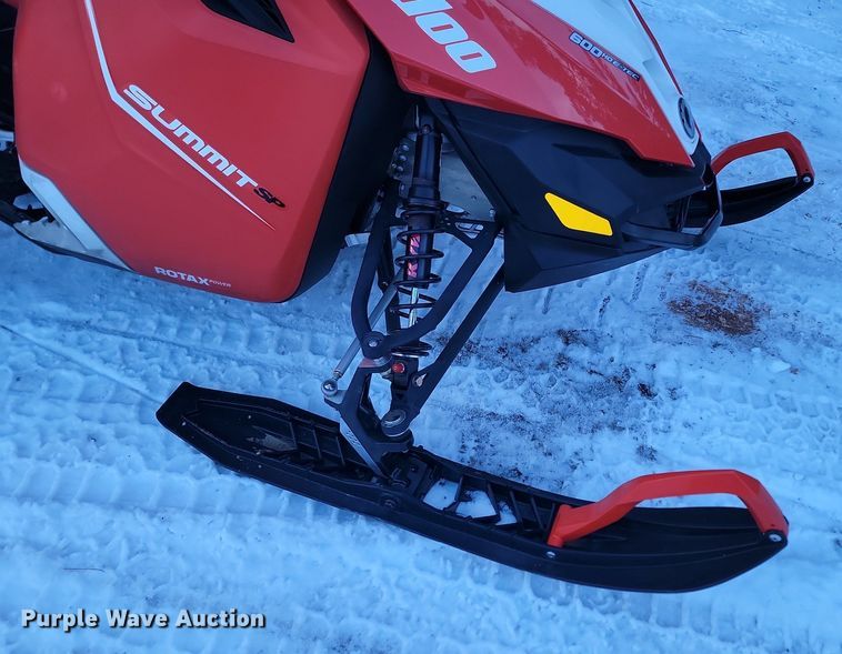 image for item LA9721 2015 Ski-Doo Summit SP 600 HDE-TECH snowmobile