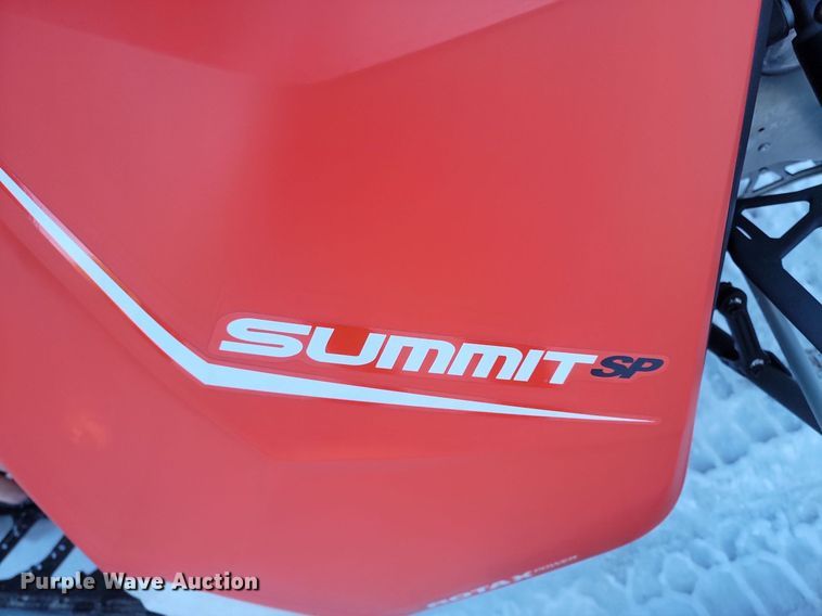 image for item LA9721 2015 Ski-Doo Summit SP 600 HDE-TECH snowmobile