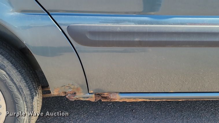 image for item LA9728 2004 Chevrolet  Venture  van