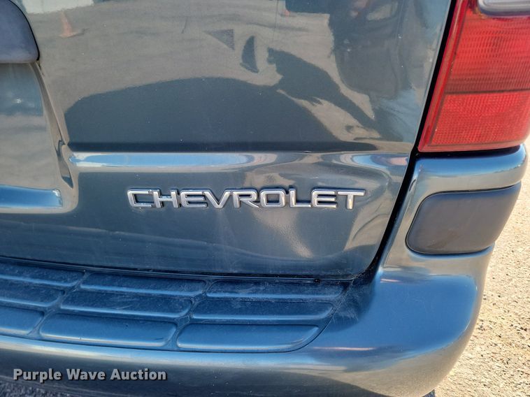 image for item LA9728 2004 Chevrolet  Venture  van