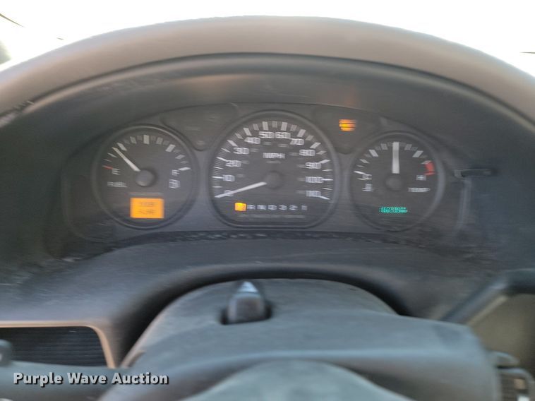 image for item LA9728 2004 Chevrolet  Venture  van