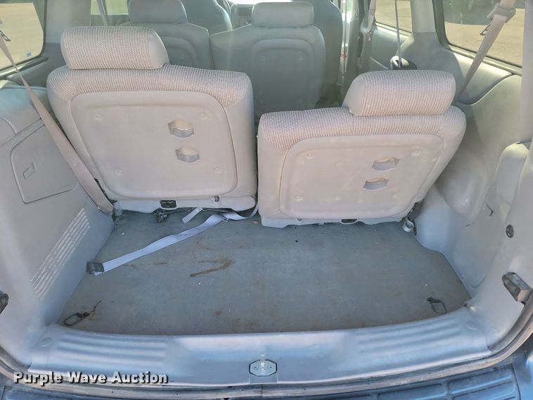 image for item LA9728 2004 Chevrolet  Venture  van