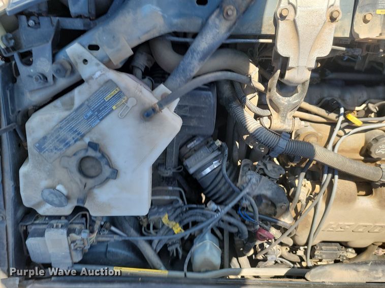 image for item LA9728 2004 Chevrolet  Venture  van