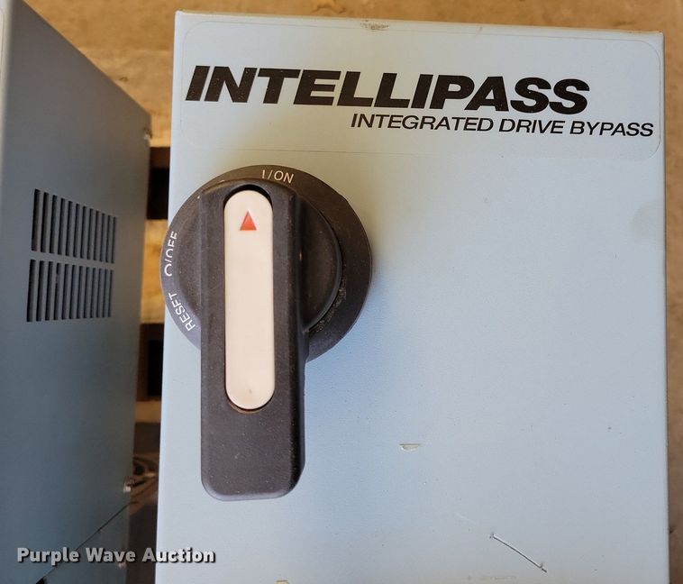 image for item LC9825 (4) Intellipass HVX9000 VFD drives