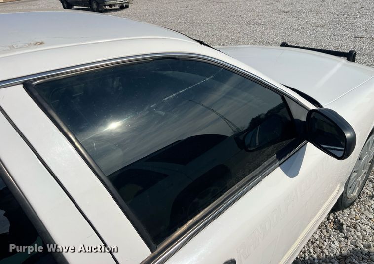 image for item LD9996 2011 Ford Crown Victoria Police Interceptor 