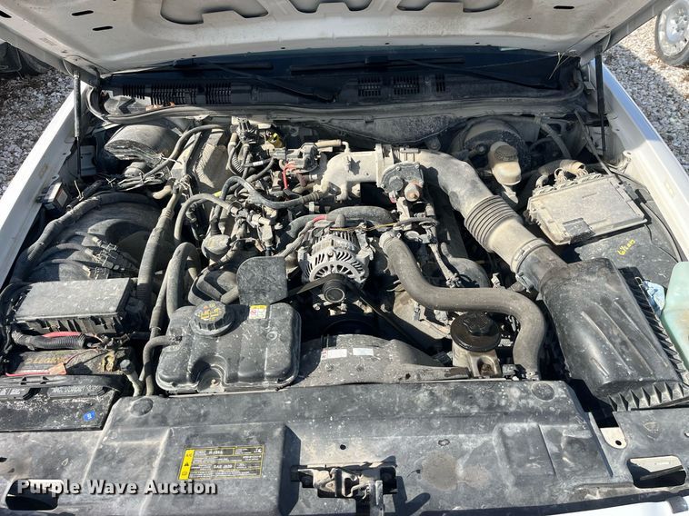 image for item LD9996 2011 Ford Crown Victoria Police Interceptor 