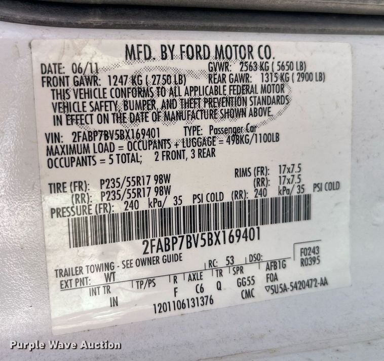 image for item LD9996 2011 Ford Crown Victoria Police Interceptor 