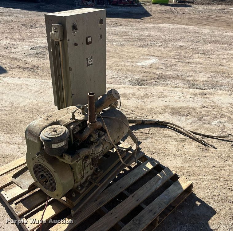 image for item LE9012 (2) generators