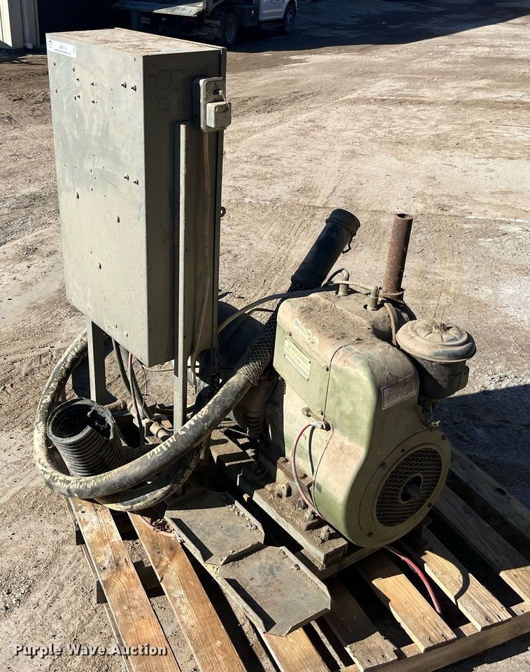 image for item LE9012 (2) generators