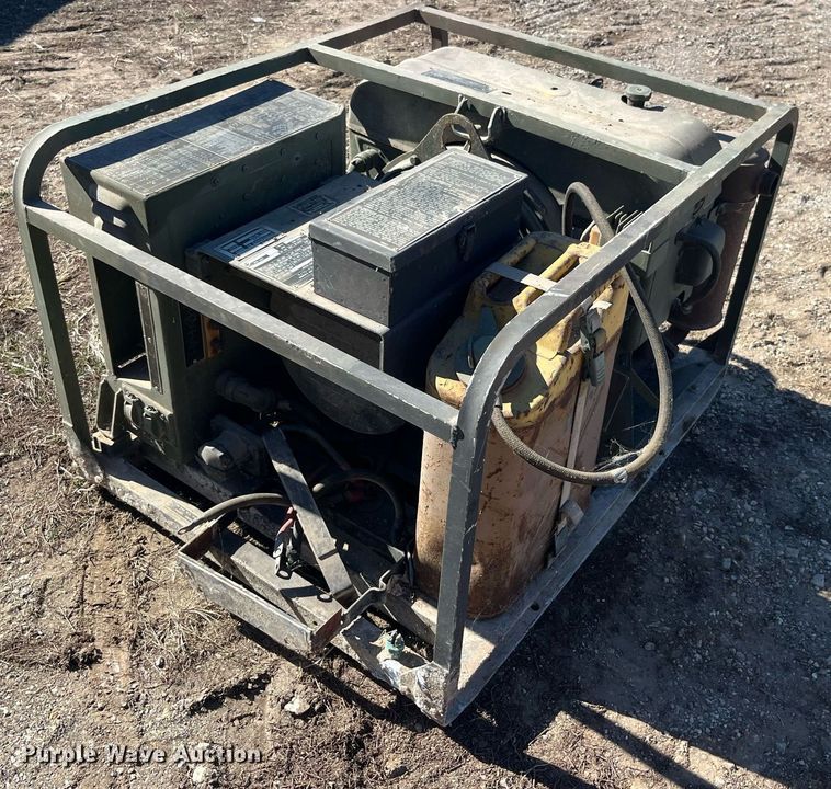 image for item LE9012 (2) generators