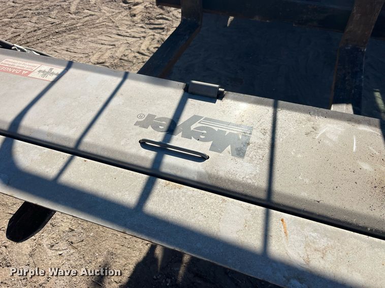 image for item LE9013 Meyer end gate spreader