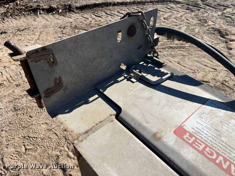 image for item LE9013 Meyer end gate spreader