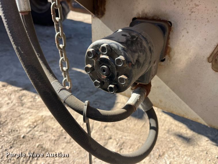 image for item LE9013 Meyer end gate spreader