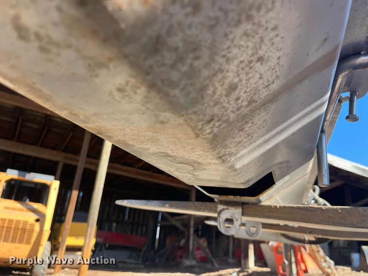 image for item LE9013 Meyer end gate spreader