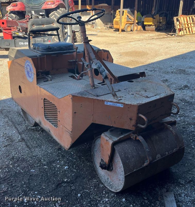 image for item LE9014 Rosco Vibrastat II double drum roller