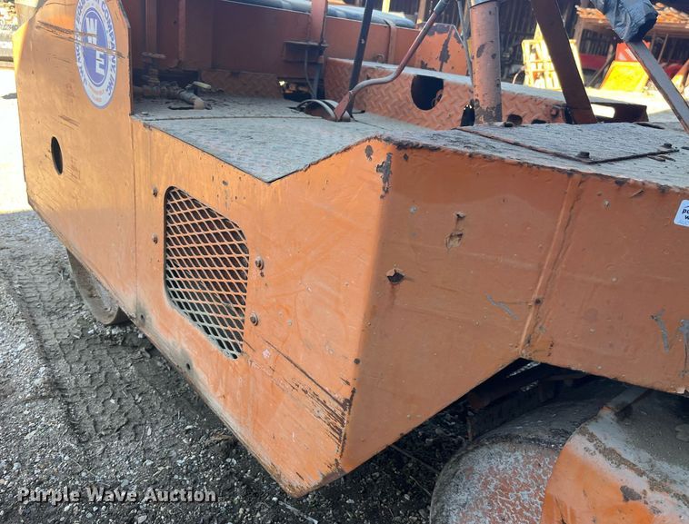 image for item LE9014 Rosco Vibrastat II double drum roller