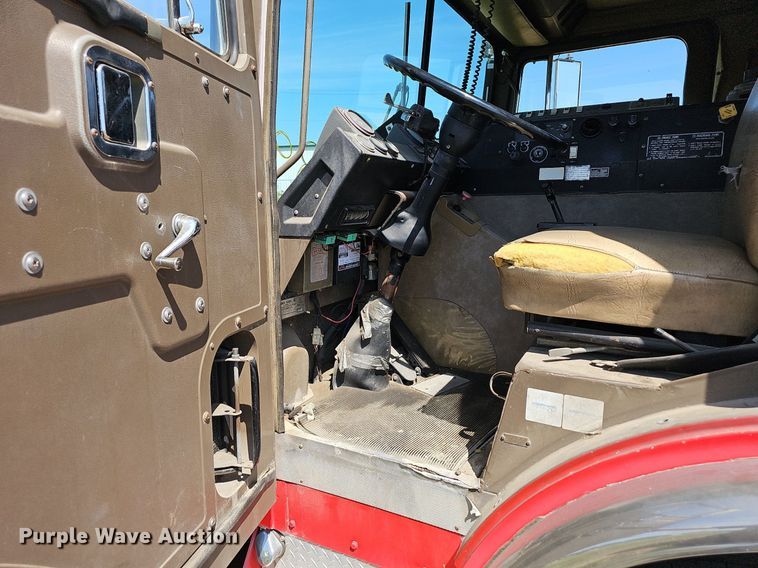 image for item LE9751 1982 Mack MC686F pumper fire truck