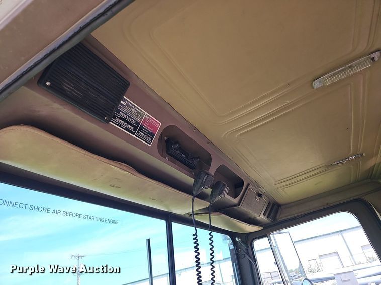 image for item LE9751 1982 Mack MC686F pumper fire truck