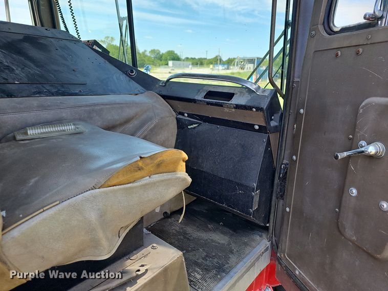 image for item LE9751 1982 Mack MC686F pumper fire truck