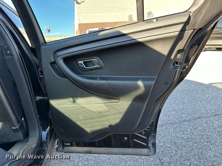 image for item LM9929 2013 Ford Taurus Police Interceptor 