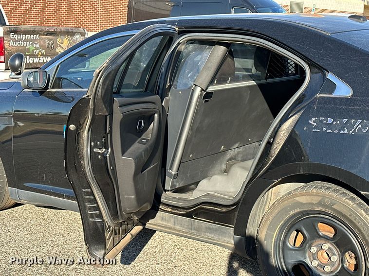 image for item LM9929 2013 Ford Taurus Police Interceptor 