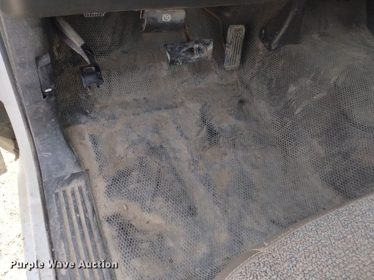 image for item LN9930 2006 Chevrolet Silverado 1500 pickup truck