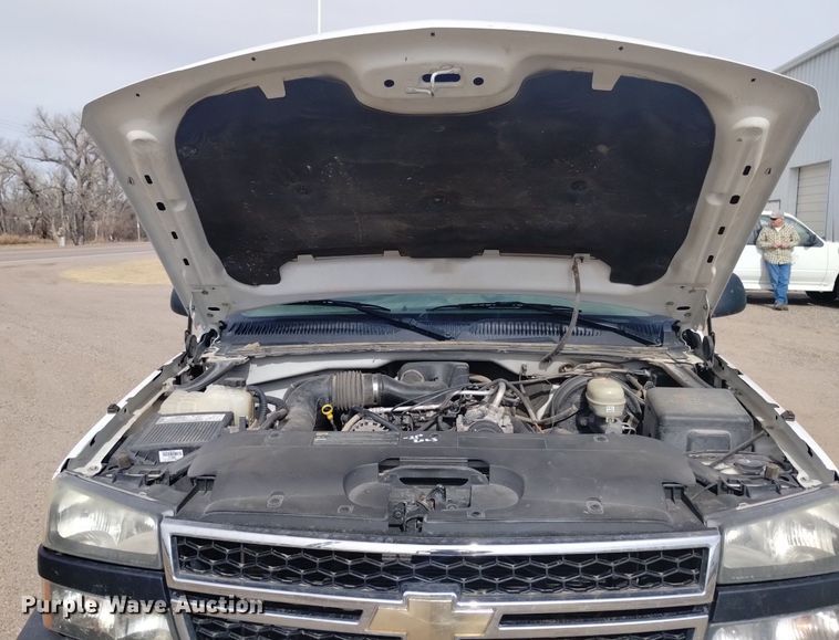 image for item LN9930 2006 Chevrolet Silverado 1500 pickup truck