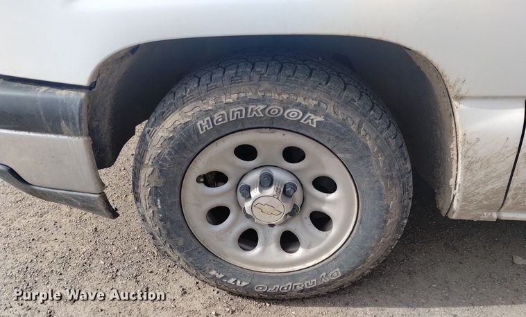 image for item LN9930 2006 Chevrolet Silverado 1500 pickup truck