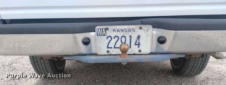 image for item LN9931 1994 Ford Explorer XL SUV