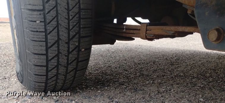 image for item LN9931 1994 Ford Explorer XL SUV