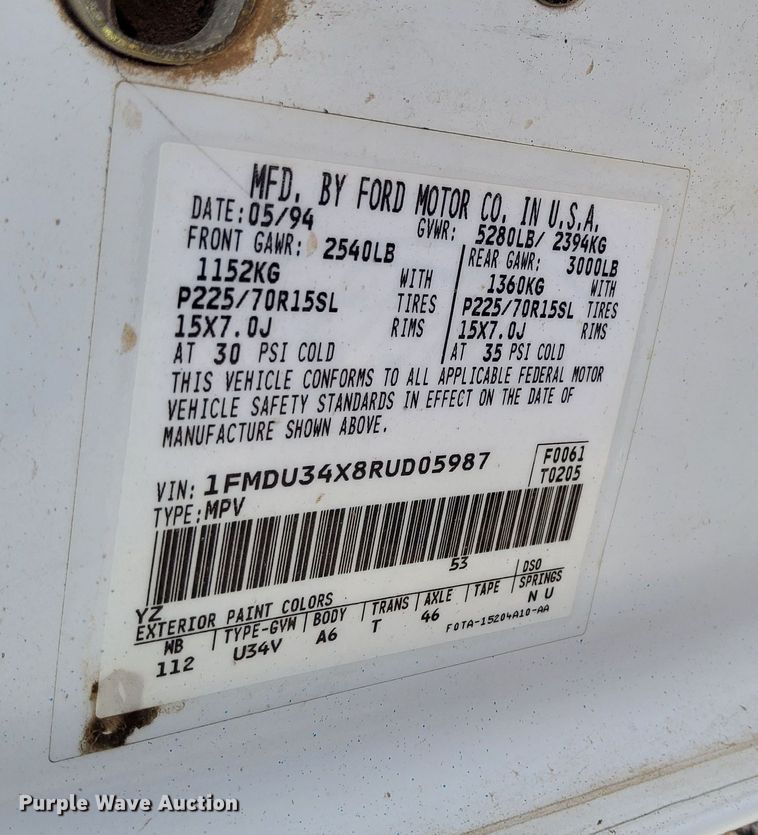 image for item LN9931 1994 Ford Explorer XL SUV