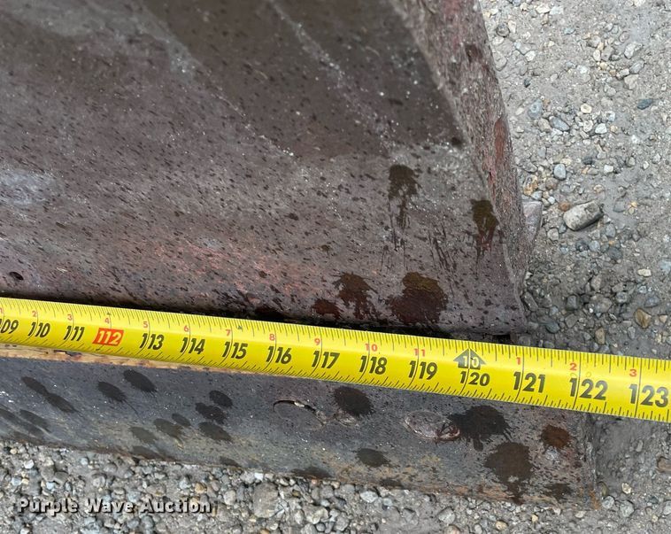 image for item LV9994 2005 Ford F450 Super Duty dump truck