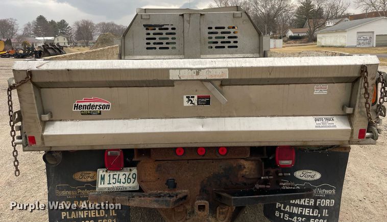 image for item LV9994 2005 Ford F450 Super Duty dump truck