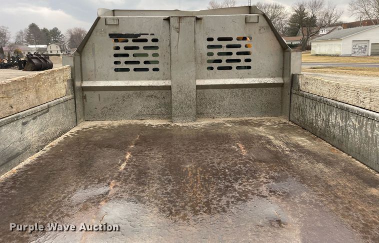 image for item LV9994 2005 Ford F450 Super Duty dump truck