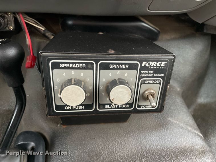 image for item LV9994 2005 Ford F450 Super Duty dump truck