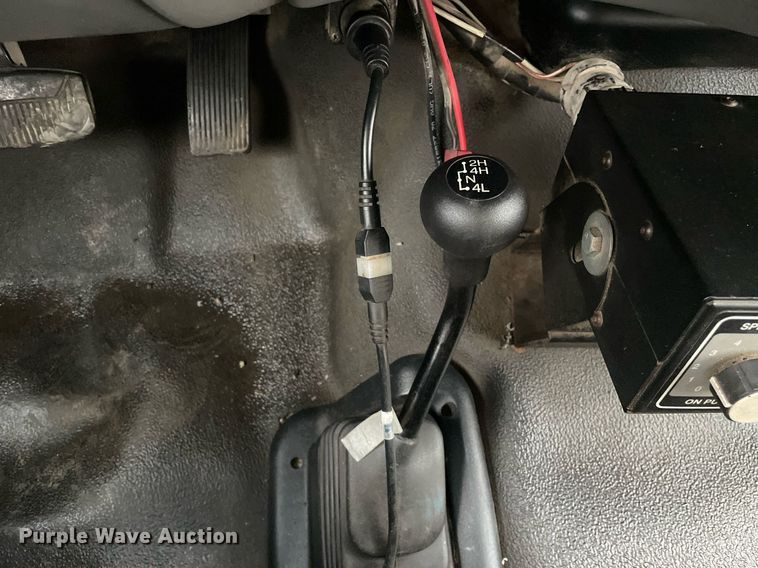 image for item LV9994 2005 Ford F450 Super Duty dump truck