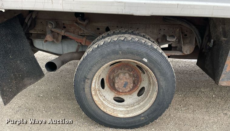 image for item LV9994 2005 Ford F450 Super Duty dump truck